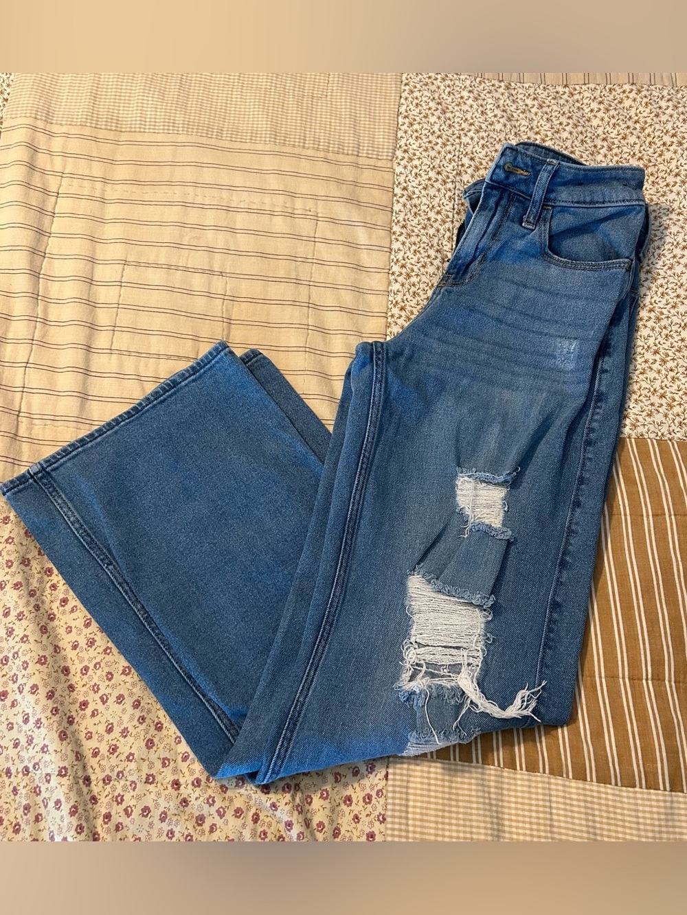 Women’s hi-rise vintage baggy hollister jeans size 0/24